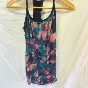 Onzie m/l all in one tank